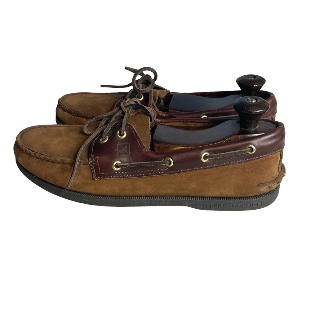 Sperry Top Sider Brown nubuck suede Leather Boat Shoes. Men SZ 10.5 M round toe